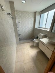The Lakeshore (D22), Condominium #570456881